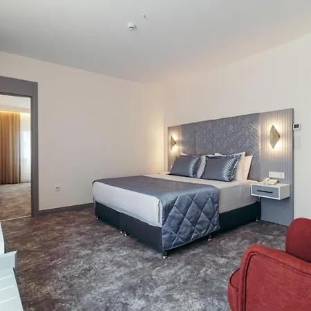 Hotel Ck Farabi 4*