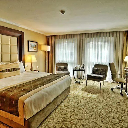 Ck Farabi Otel 4*